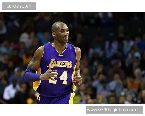 足球明星与科比的传奇交汇:运动精神与卓越成就的完美结合 足球明星与科比的传奇交汇:运动精神与卓越成就的完美结合