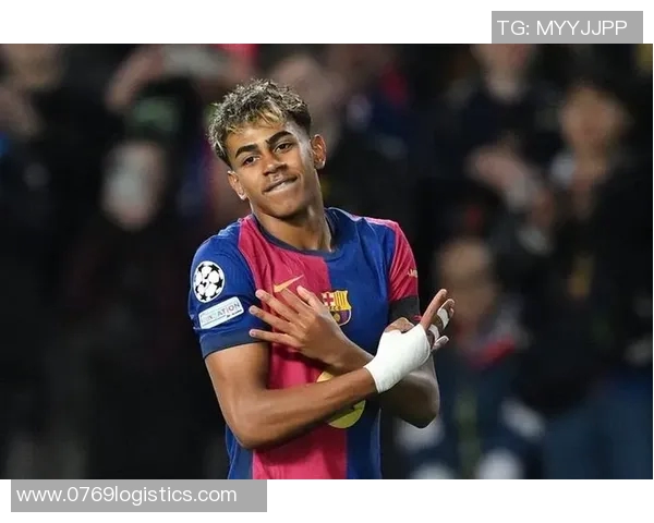 足球明星十三号的传奇之路与他背后的故事揭秘 足球明星十三号的传奇之路与他背后的故事揭秘